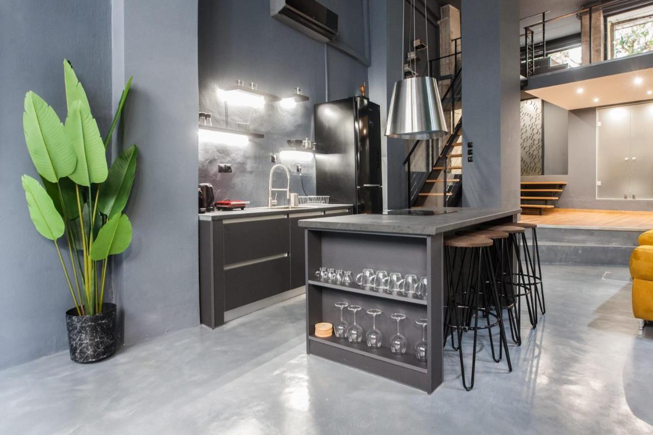 Trendy Industrial Apt Next To Museum Of Acropolis Athena Bagian luar foto